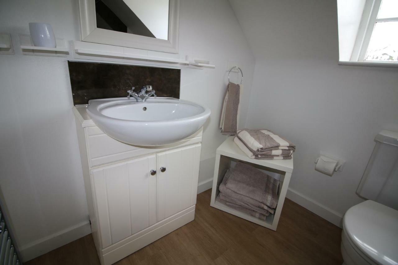 Prince Hill Cottages Worton  Eksteriør bilde