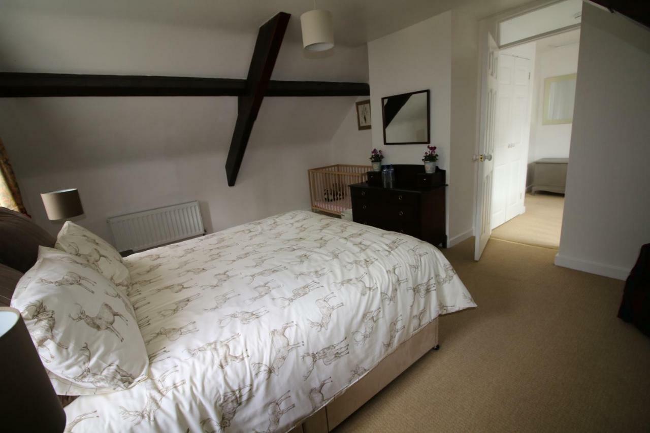 Prince Hill Cottages Worton  Eksteriør bilde